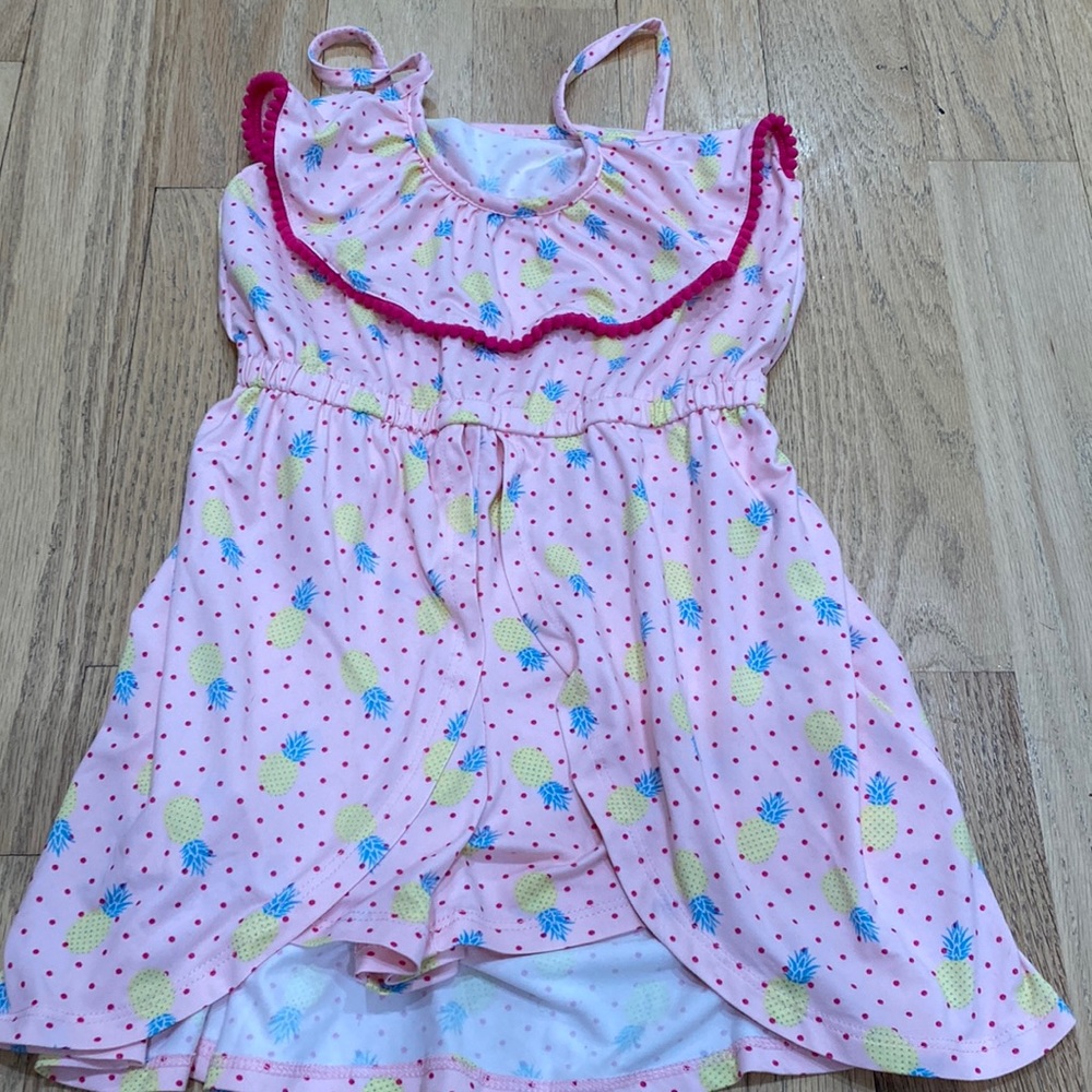 Love at first sight pink pineapple skort kids girls sz 7/8 small